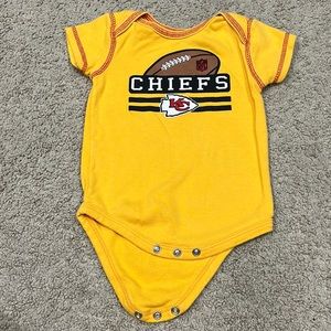Team Apparel KC Chiefs Onesie - Size 12 Months